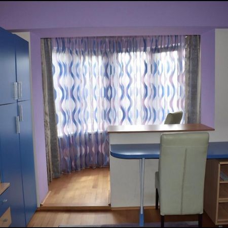 Central Apartment 4 Rooms Braşov Exteriör bild
